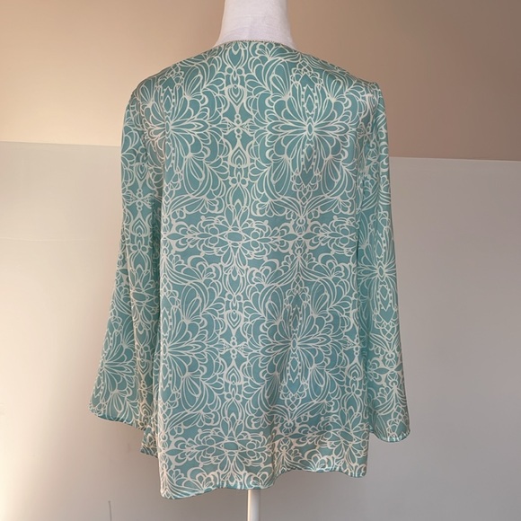 Chico’s Embellished Mirrored Scroll-Print Blouse - Picture 9 of 9